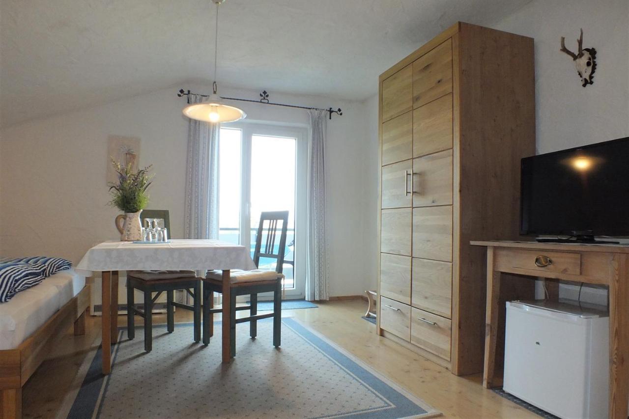 Haus Chiemseeblick Hotel Grabenstatt Luaran gambar